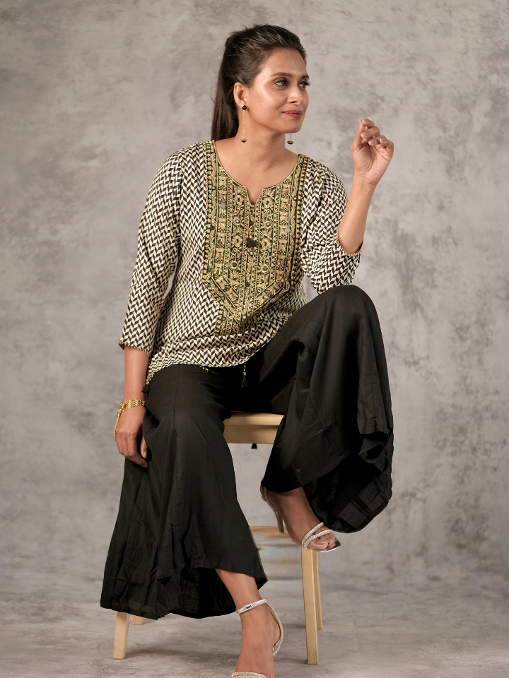 Chevron Embroidered Kurta Set