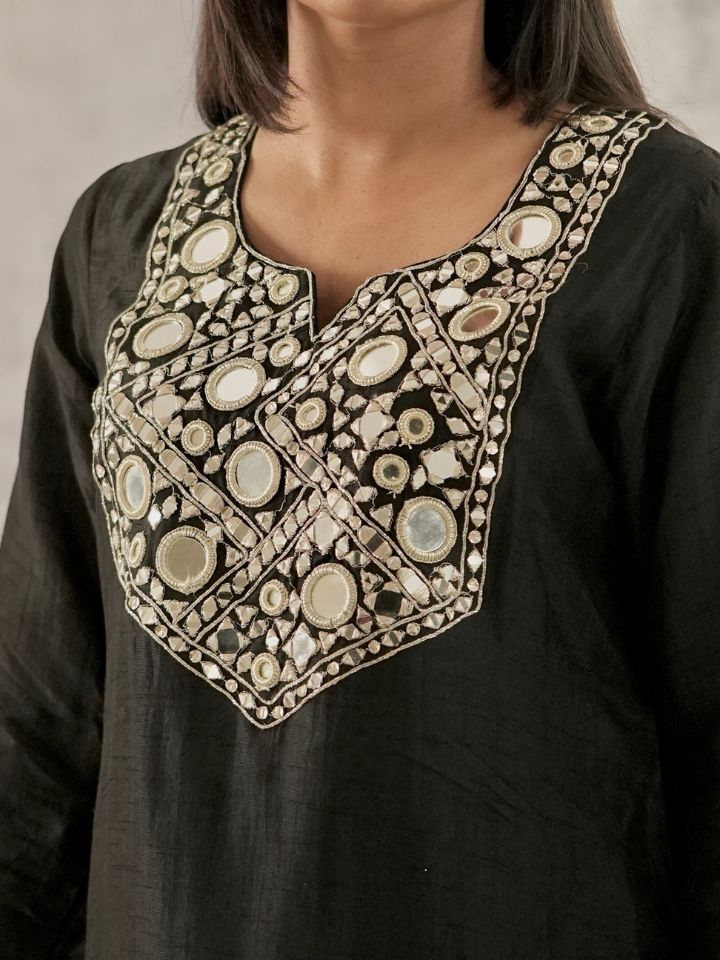 Mirror Embellished Heritage Kurta Set